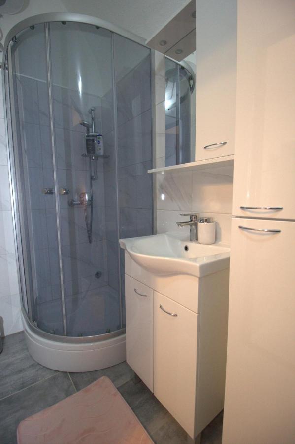 Studio Apartman Grga Сень Экстерьер фото