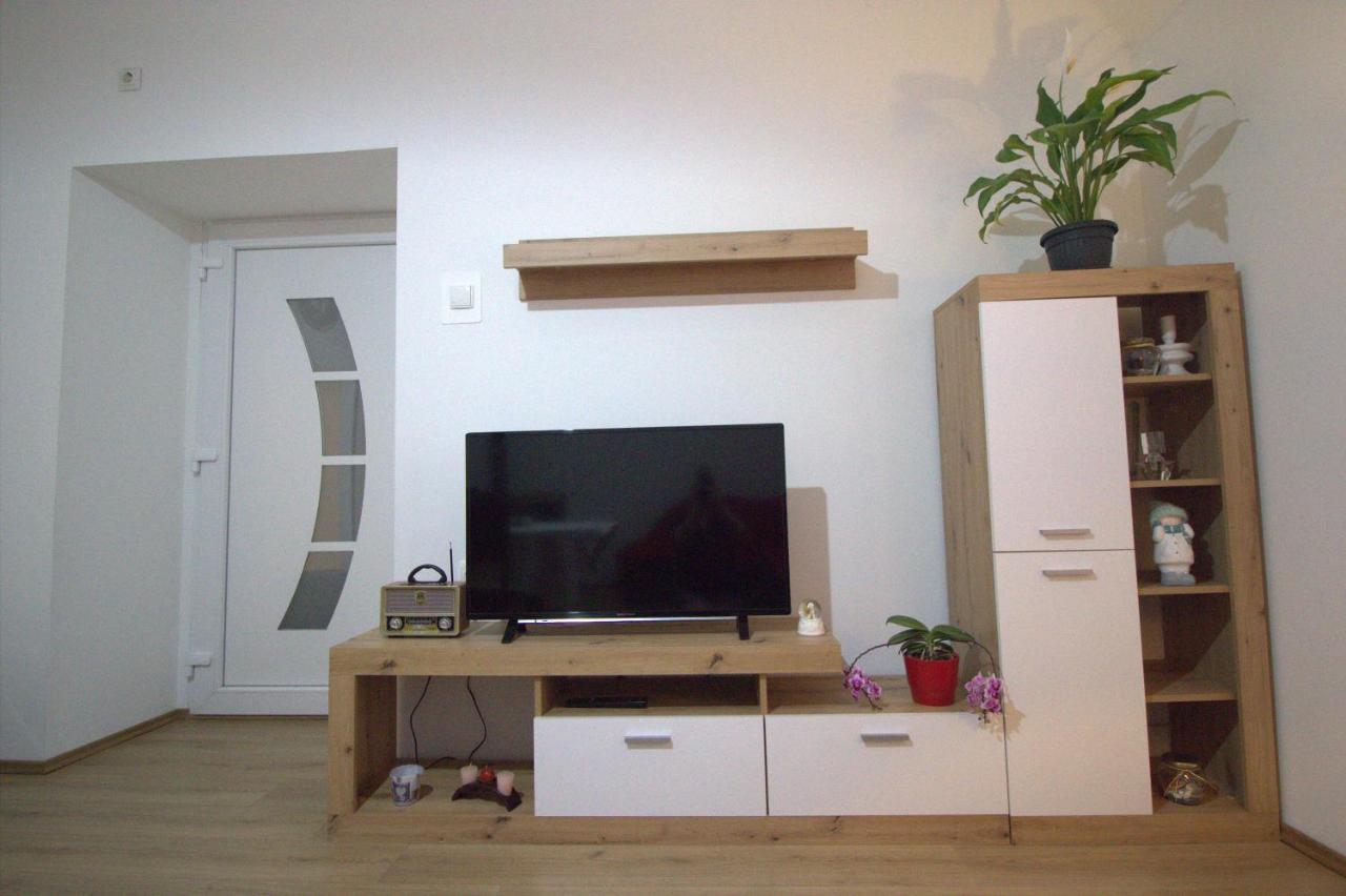Studio Apartman Grga Сень Экстерьер фото