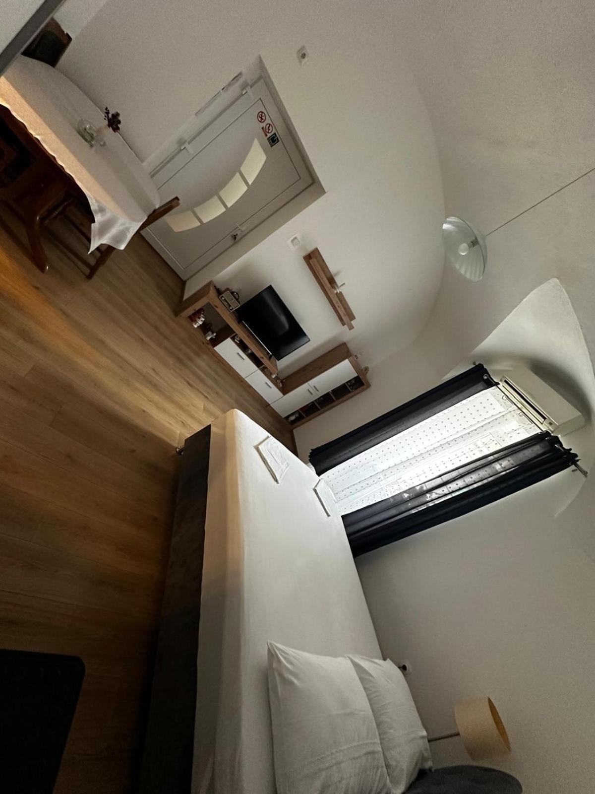 Studio Apartman Grga Сень Экстерьер фото